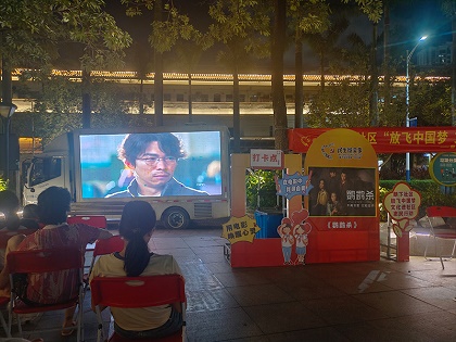 广告车